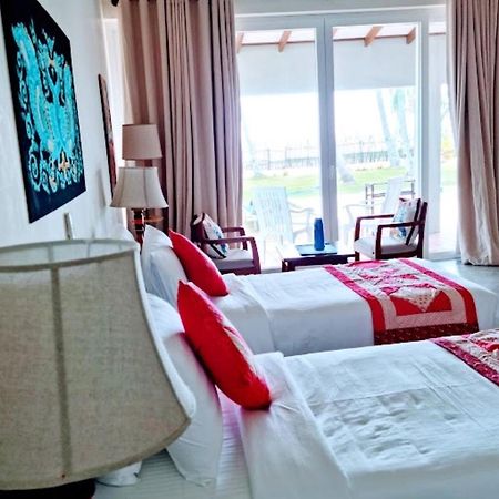 Arhimser Villa-Superb 4 Bedroom Beachfront For 8 In Ranna, Tangalle, Bb, Pool, Free Pick Up For 7 Night Stays Arriving Together, Serviced, Taxes Included Exterior foto