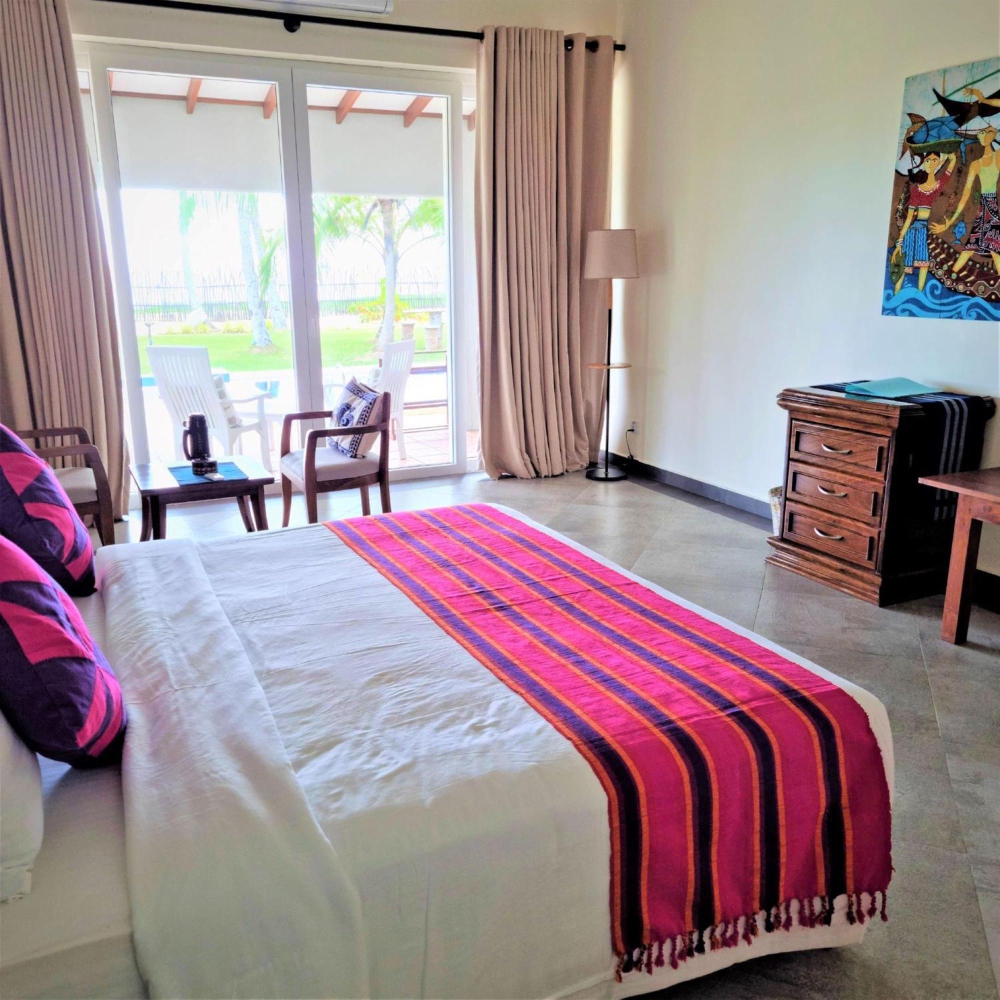 Arhimser Villa-Superb 4 Bedroom Beachfront For 8 In Ranna, Tangalle, Bb, Pool, Free Pick Up For 7 Night Stays Arriving Together, Serviced, Taxes Included Exterior foto