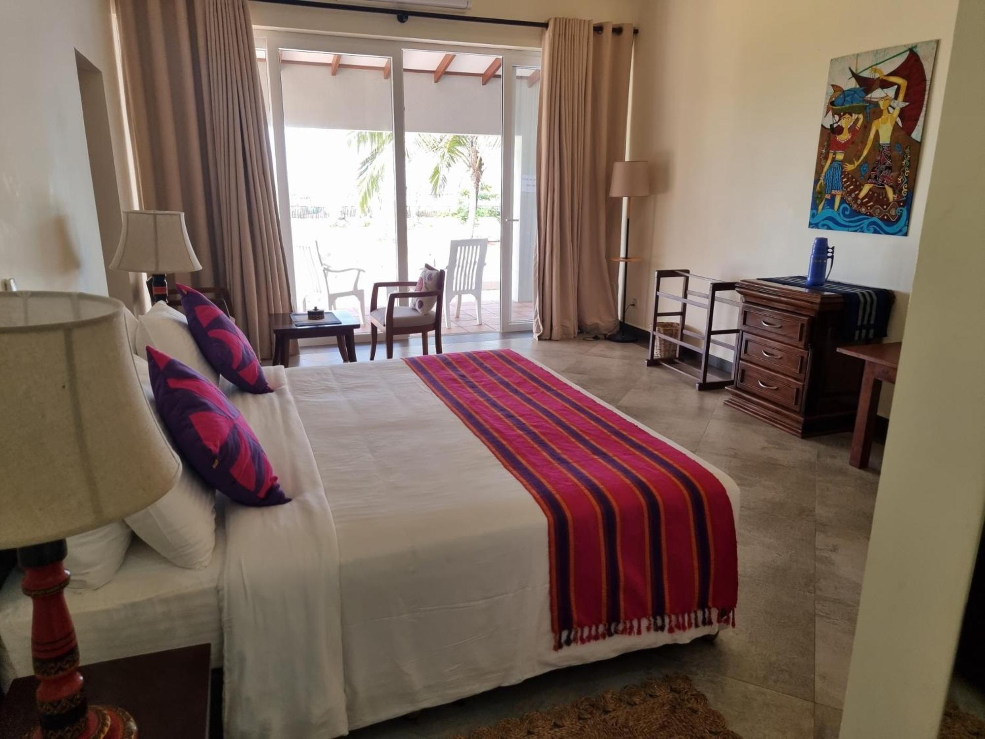 Arhimser Villa-Superb 4 Bedroom Beachfront For 8 In Ranna, Tangalle, Bb, Pool, Free Pick Up For 7 Night Stays Arriving Together, Serviced, Taxes Included Exterior foto
