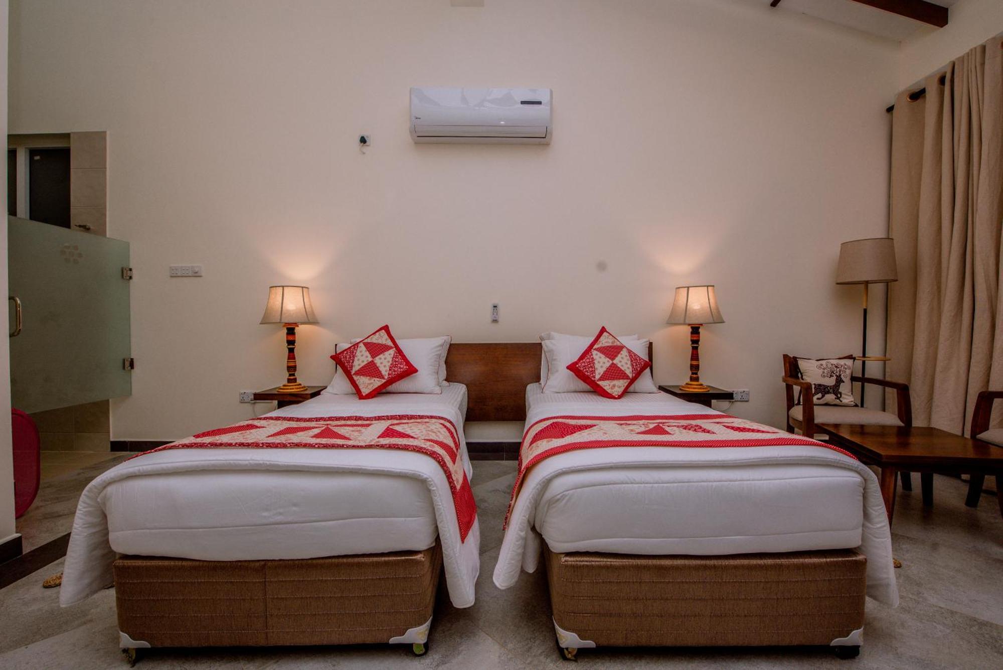 Arhimser Villa-Superb 4 Bedroom Beachfront For 8 In Ranna, Tangalle, Bb, Pool, Free Pick Up For 7 Night Stays Arriving Together, Serviced, Taxes Included Exterior foto
