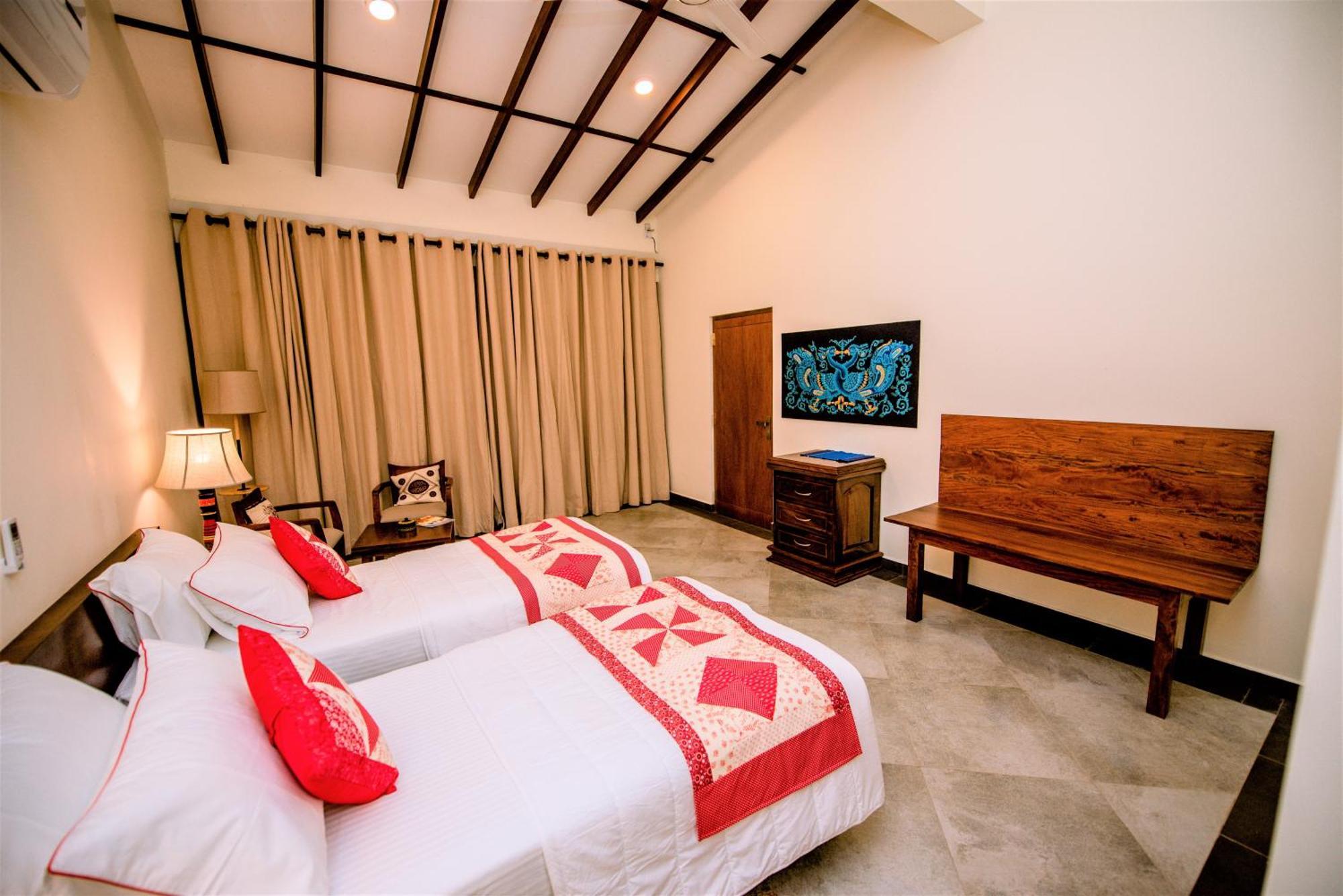 Arhimser Villa-Superb 4 Bedroom Beachfront For 8 In Ranna, Tangalle, Bb, Pool, Free Pick Up For 7 Night Stays Arriving Together, Serviced, Taxes Included Exterior foto