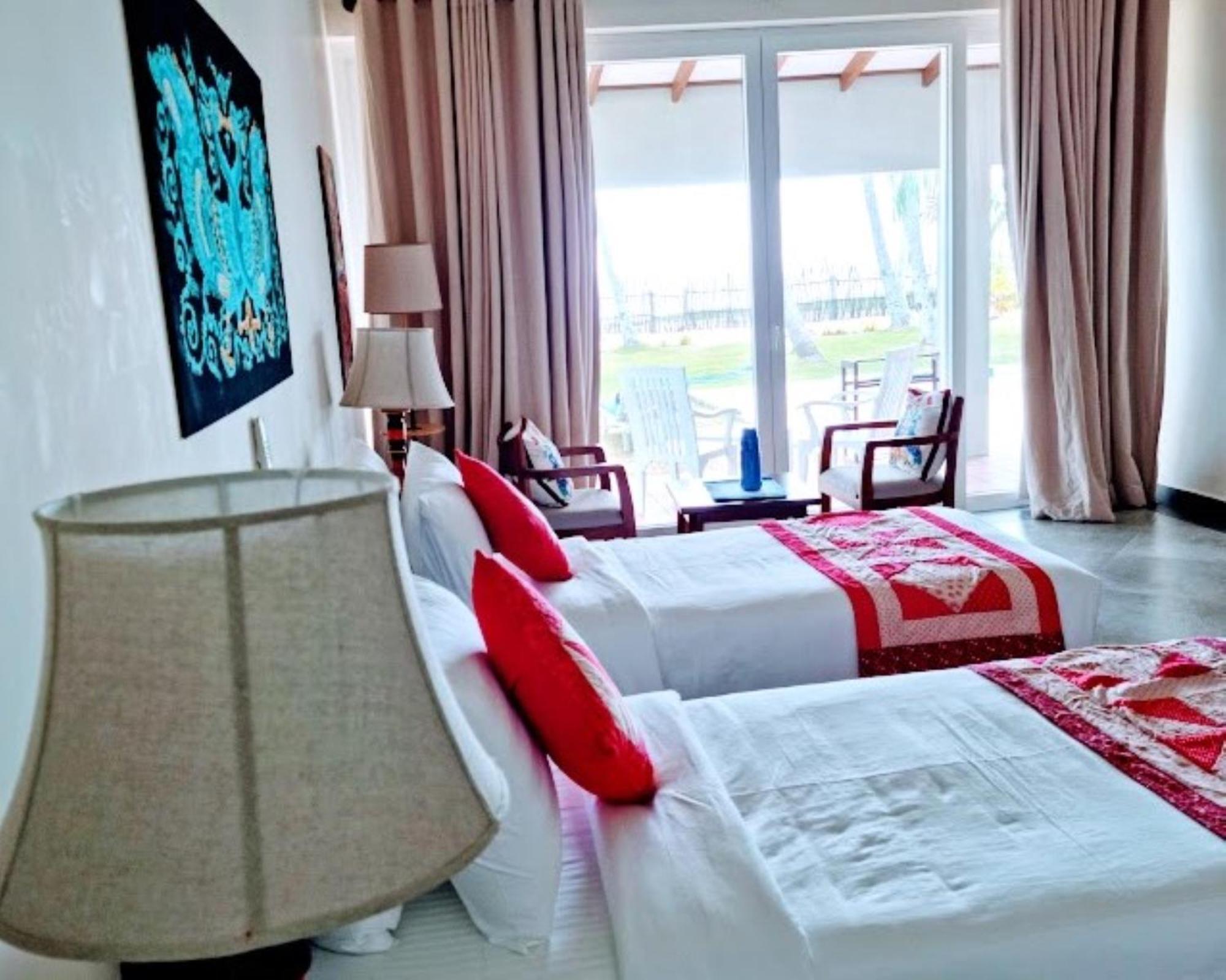 Arhimser Villa-Superb 4 Bedroom Beachfront For 8 In Ranna, Tangalle, Bb, Pool, Free Pick Up For 7 Night Stays Arriving Together, Serviced, Taxes Included Exterior foto